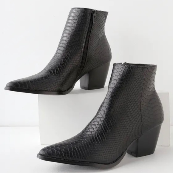 Lulus Shoes - Lulu’s x Matisse Spirit Black Snake Pointed Toe Ankle Booties